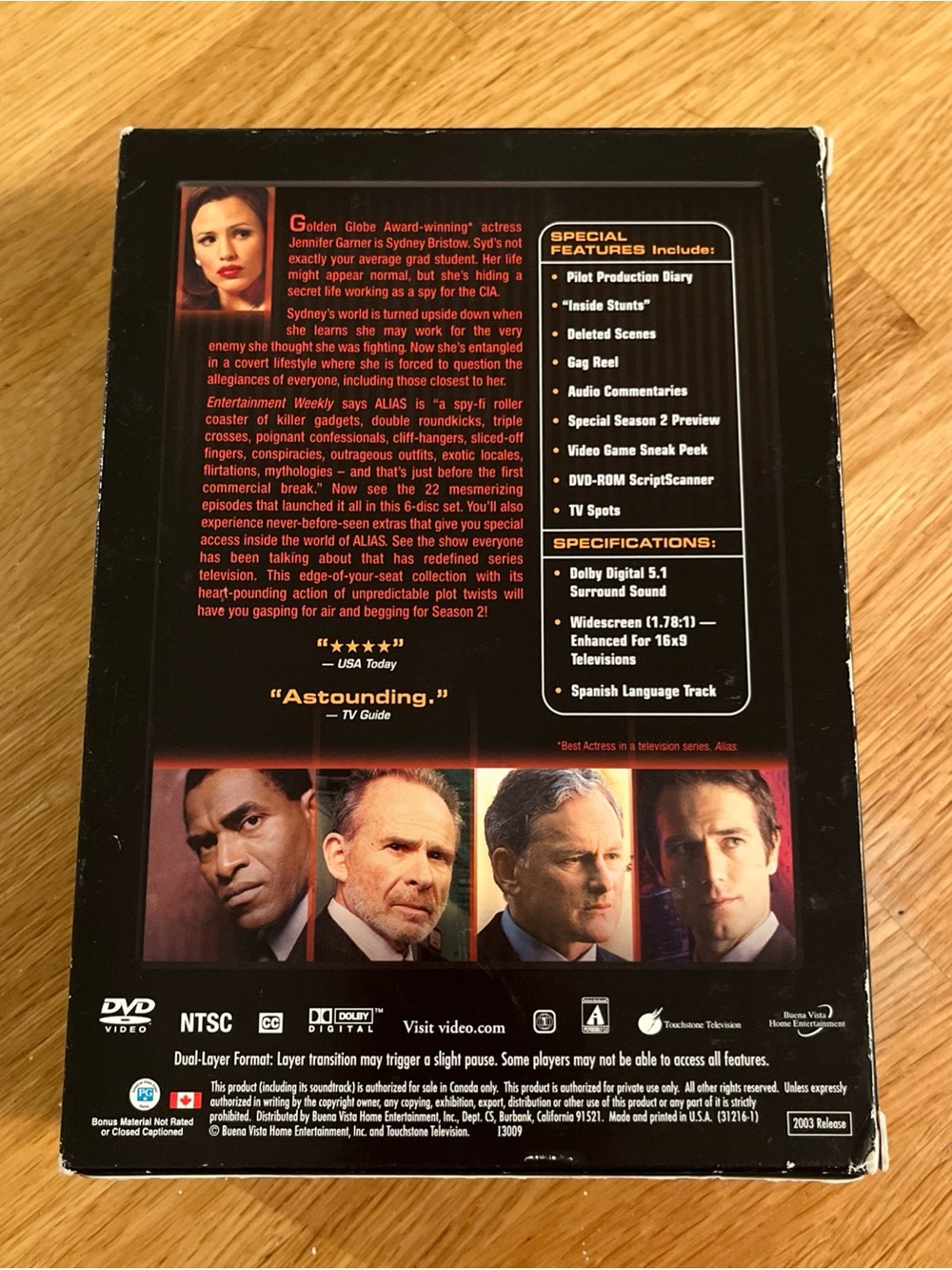 Alias First Season - Picture 2 of 8
